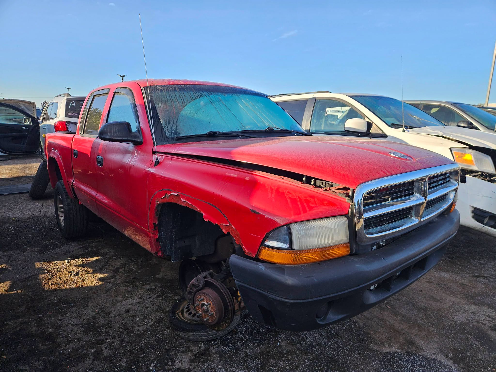 2004 Dakota